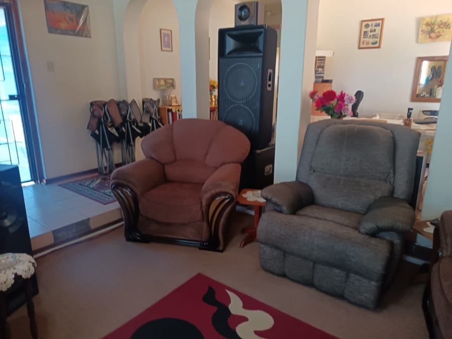 3 Bedroom Property for Sale in Carters Glen Northern Cape